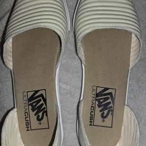Vans Women's Skimmers Size 5.5